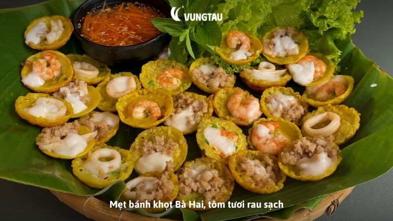 Mẹt bánh khọt Bà Hai, tôm tươi rau sạch