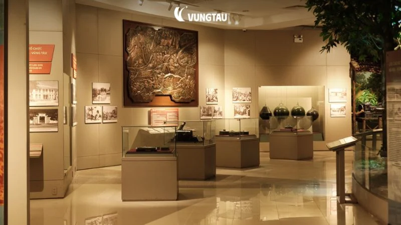 Gian trưng bày ảnh tư liệu ngày giải phóng Bà Rịa Vũng Tàu
