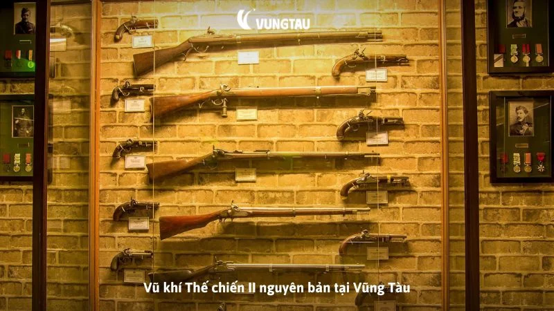 Vũ khí Thế chiến II nguyên bản tại Vũng Tàu