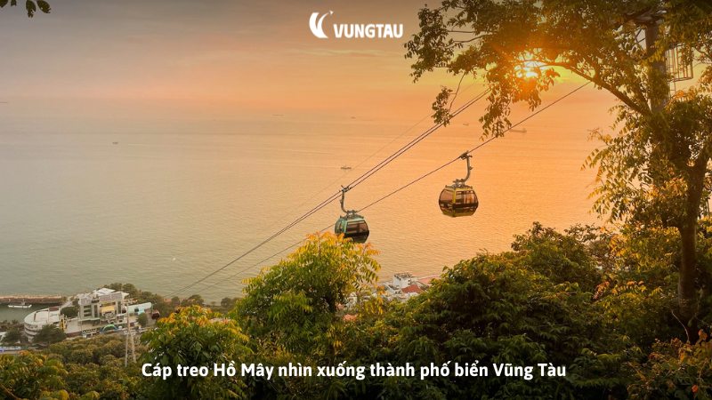Cáp treo Hồ Mây nhìn xuống thành phố biển Vũng Tàu