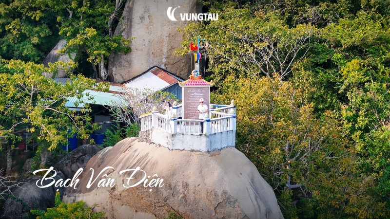 Bạch Vân Điện