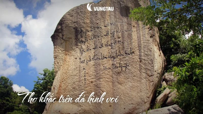 Thơ khắc trên đá hình voi