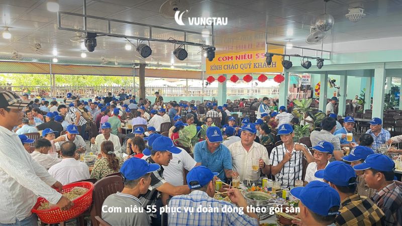Cơm niêu 55 phục vụ đoàn đông theo gói sẵn
