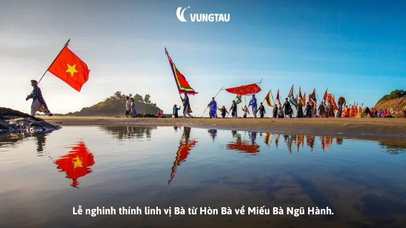 Lễ nghinh thỉnh linh vị Bà từ Hòn Bà về Miếu Bà Ngũ Hành.