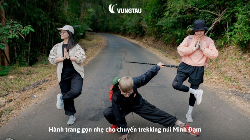 Hành trang gọn nhẹ cho chuyến trekking núi Minh Đạm