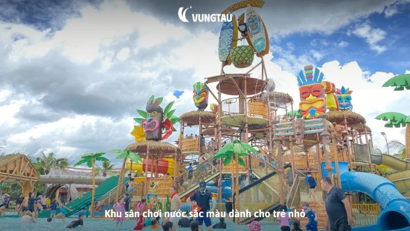 Khu sân chơi nước sắc màu dành cho trẻ nhỏ