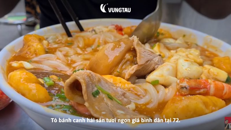 Tô bánh canh hải sản tươi ngon giá bình dân tại 72.
