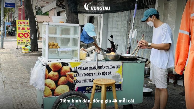 Tiệm bình dân, đồng giá 4k mỗi cái