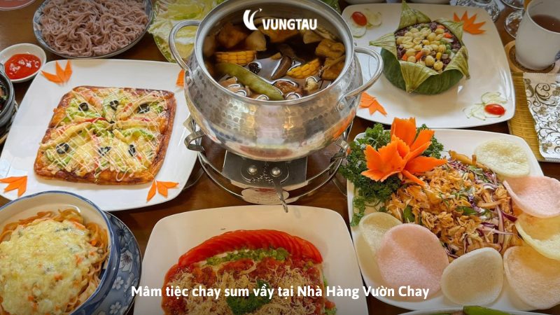Mâm tiệc chay sum vầy tại Nhà Hàng Vườn Chay