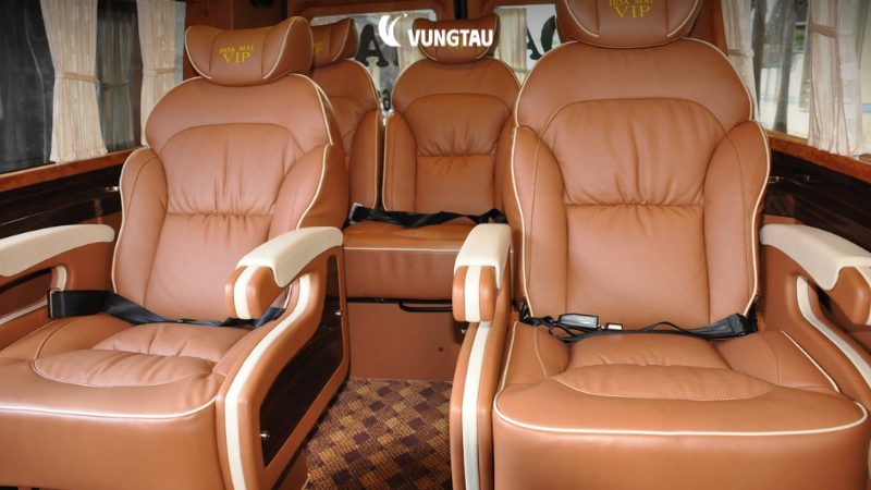 Xe chất lượng cao 10 chỗ của Hoa Mai