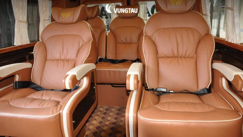 Xe chất lượng cao 10 chỗ của Hoa Mai